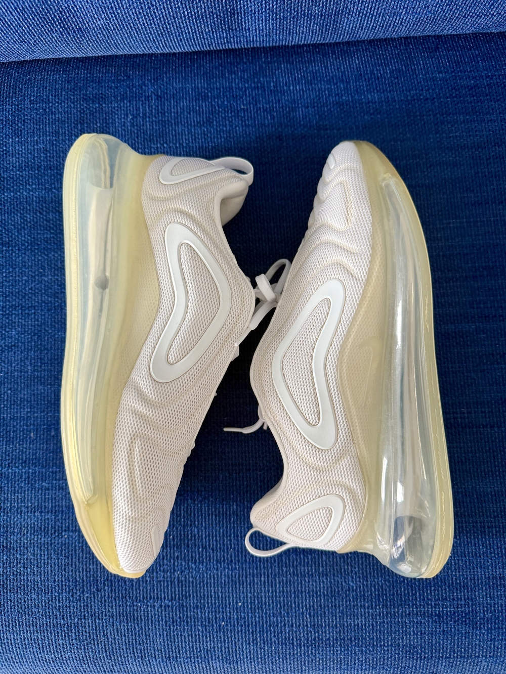 Nike AIR MAX 720 MENS SNEAKERS!